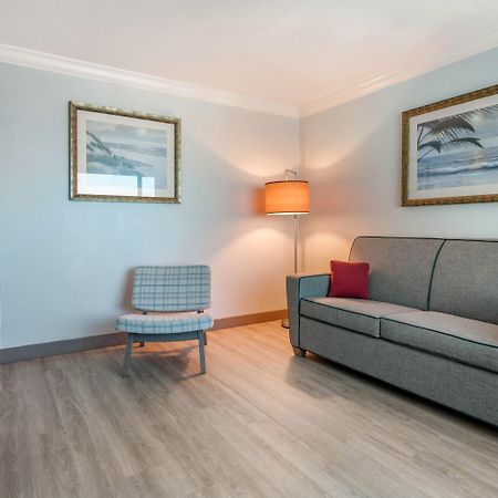 Winter The Dolphin'S Beach Club, Ascend Hotel Collection Clearwater Beach Buitenkant foto